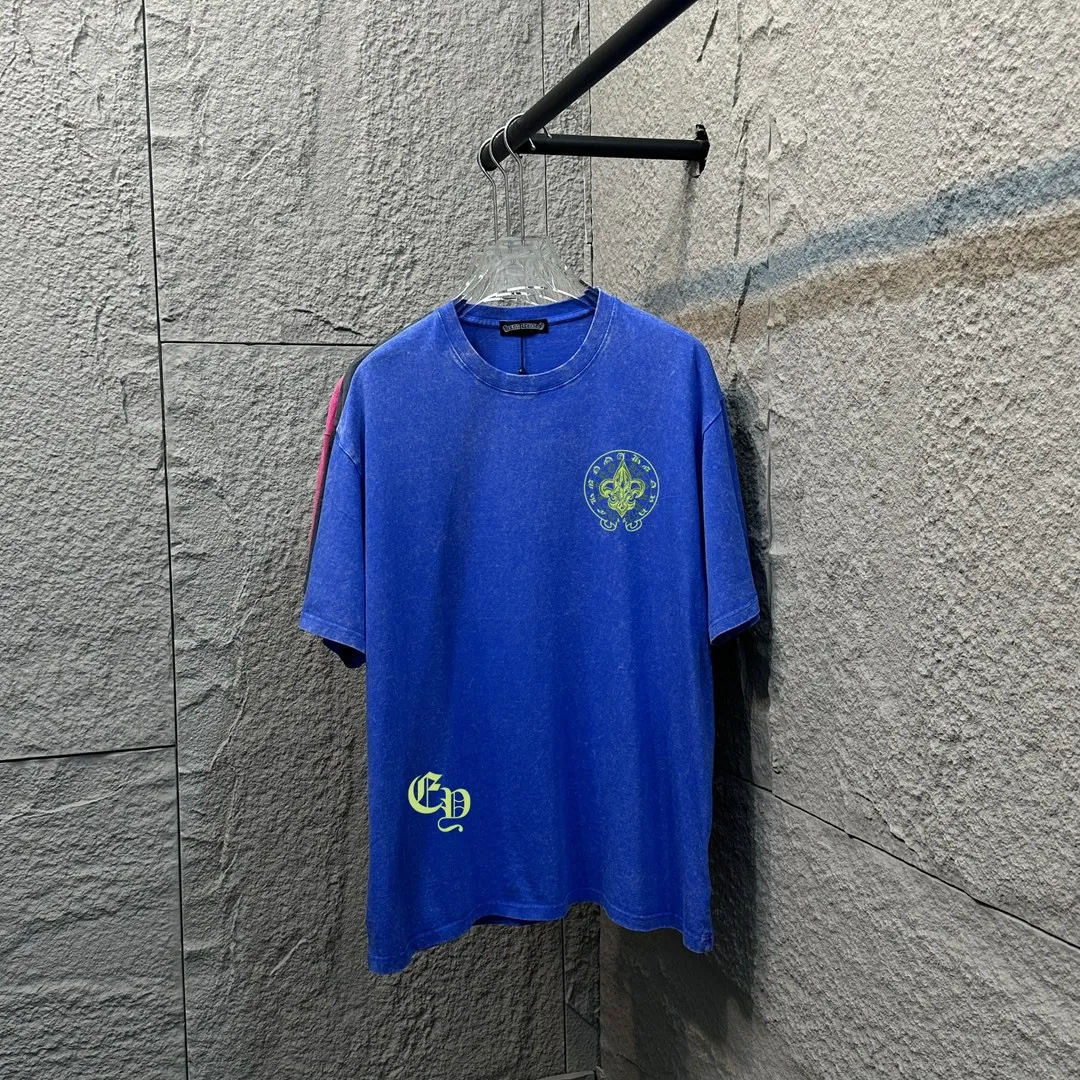 🅿️180 CH* Crow Heart* 2025 spring and summer new style Snowflake distressed washed retro round neck short sleeves Chest and front logo Horseshoe print on front and back Customized fabric Short-sleeved T-shirt Unisex Size: S M L XL XXL Color: Snowflake Black Snowflake Gray Snowflake Pink Snowflake Blue